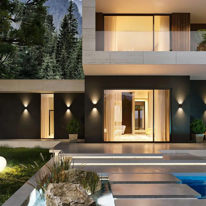 Sleek Aluminum Outdoor Wall Light