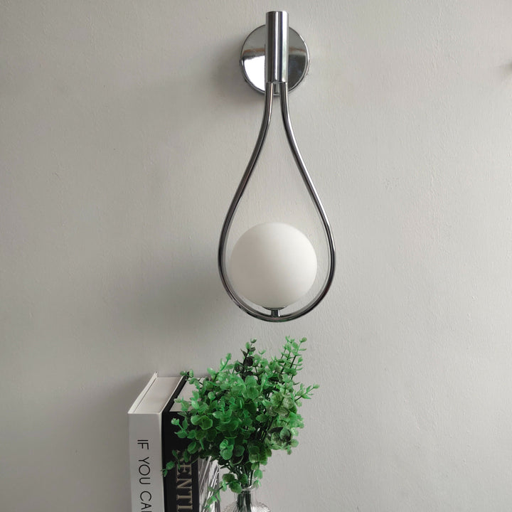Sleek Metal Wall Sconce Lighting