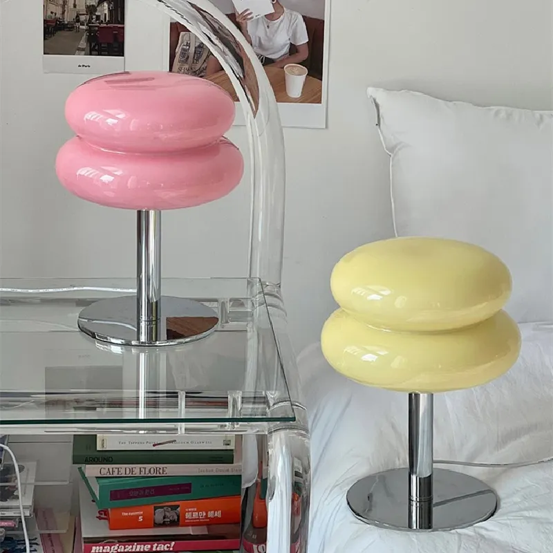 Sophisticated Glass Table Lamp