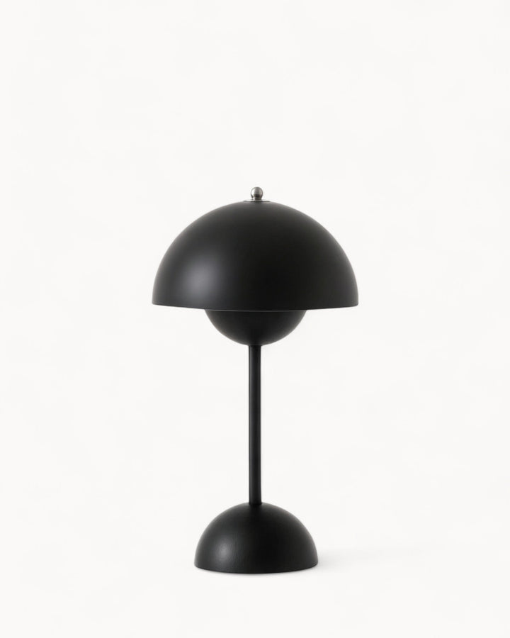 Timeless Metal Floor Lamp 1